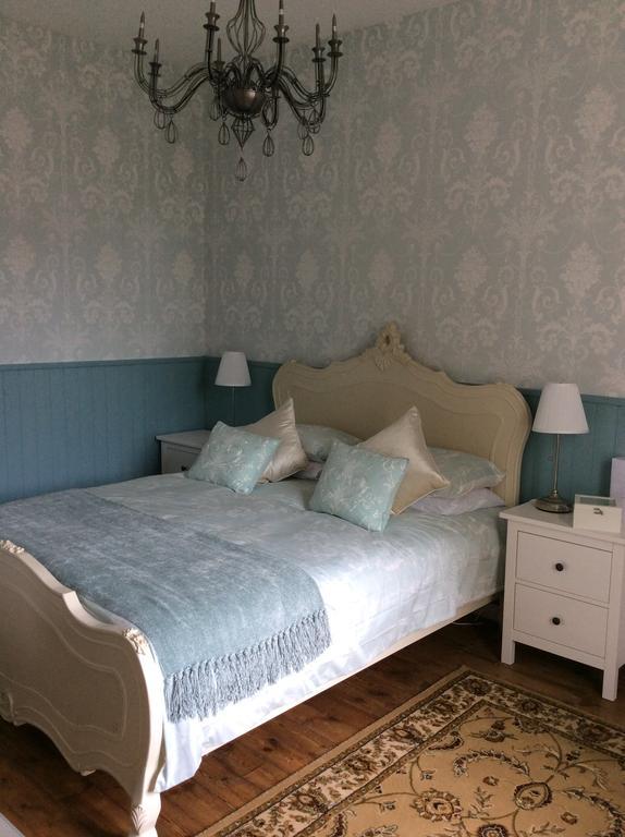 Bed and Breakfast Le Chalet De Luxe Saint-Severin Номер фото