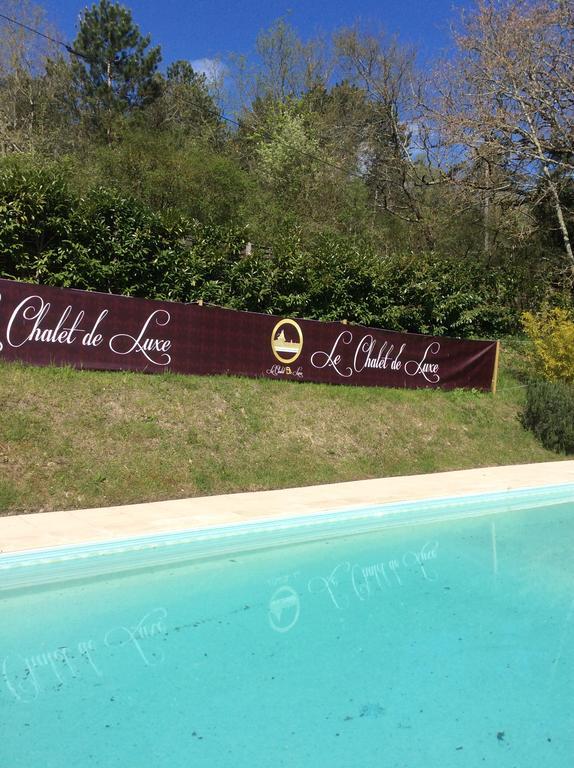 Bed and Breakfast Le Chalet De Luxe Saint-Severin Экстерьер фото